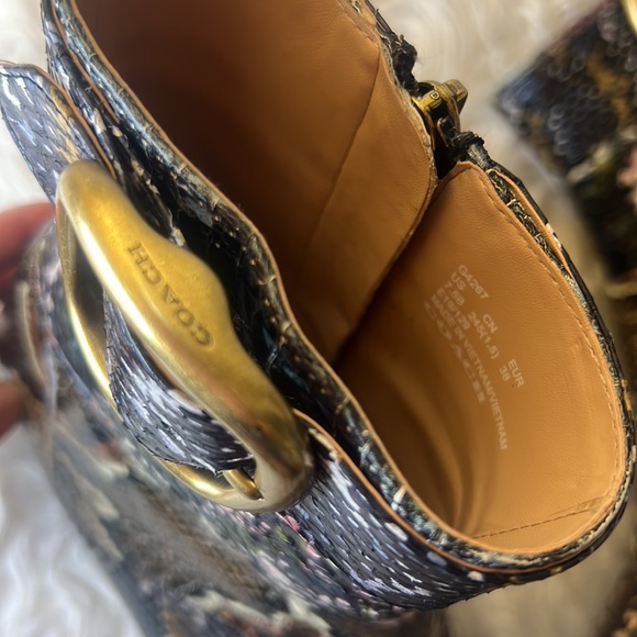 Coach Cassandra Hand painted booties size 7.5 - Picture 7 of 14